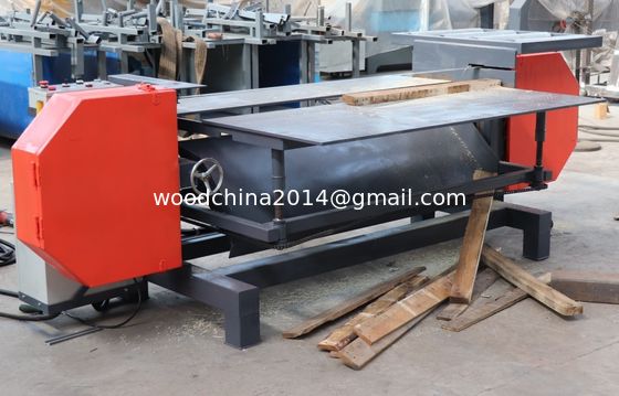 Industriële machine voor het ontmantelen van houten pallets Voor het ontmantelen van houten pallets
