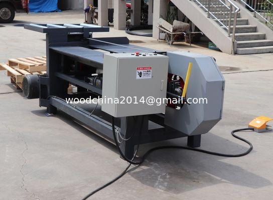 Pallet Dismantling Machine For Nail Cuttings , Diesel Wood Pallet Dismantler