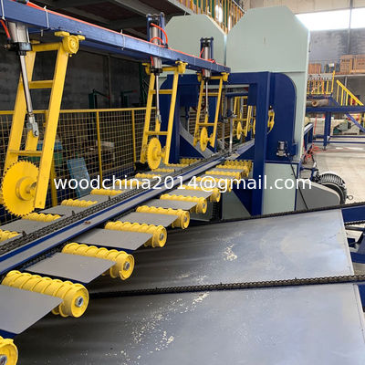 Nieuw ontwerp industriële houtzaagmachines Twin Verticale Band Zaagmachine voor het snijden van hout