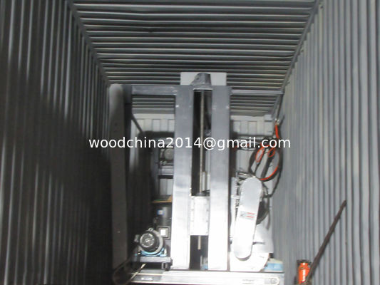 Dubbele schommelbladen Hoek Circulaire zaagmachine voor het snijden van houthout 300 mm X 210 mm