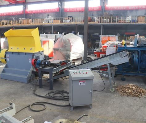 Goedkwaliteit en goedkope prijs hout pallet crusher machine te koop,verspilde pallet recycling shredder