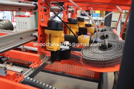 Semi Automatische Pallet Nagelende Machine, nagelende machine voor houten pallet, machine om de pallet te nagelen