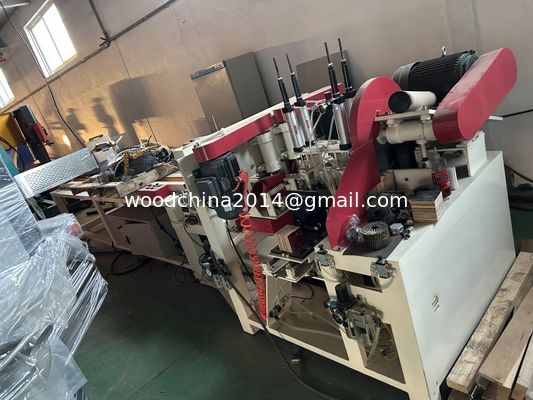7.5KW Automatische CNC houten pallet voet pier maken machine voor 40-120mm dikte 40-100mm breedte