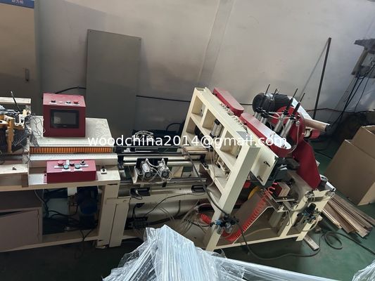 Grote automatische CNC-naalmachine voor de voetplaat Houten pallet-naalmachine voor de voetplaat