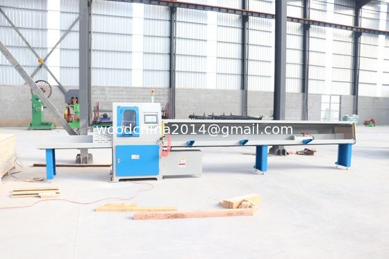 Automatische houten palletplank kruis-snijmachine cirkelzaagmachine/houten pallet bloksnijzaag