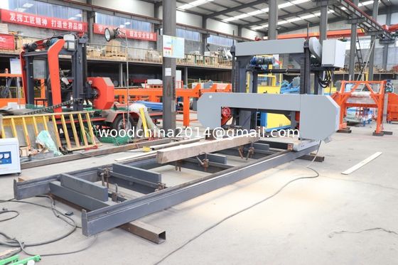 Houtverwerkende zaagmachine Hout draagbare zaagmachine, automatische horizontale bandzaag met invertervoeding