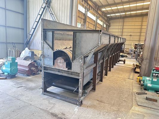 Houtschilper/Nieuwe roterende houtblokschilper