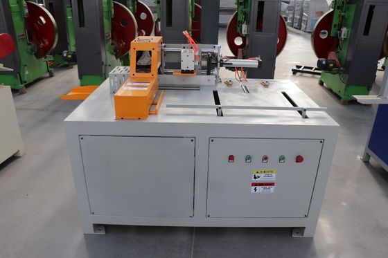 Automatische houtsnijdmachine pallet bloksnijden zag hout pallet afsnijden zag