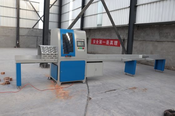 China Hoog nauwkeurige automatische CNC-hydraulische houtpallet-snijmachine voor zaagmolen