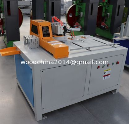 Automatische industriële houtblokknipschermachine Productielijn Houtbewerking Snijpiermachine