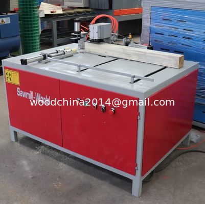 Automatische industriële houtblokknipschermachine Productielijn Houtbewerking Snijpiermachine